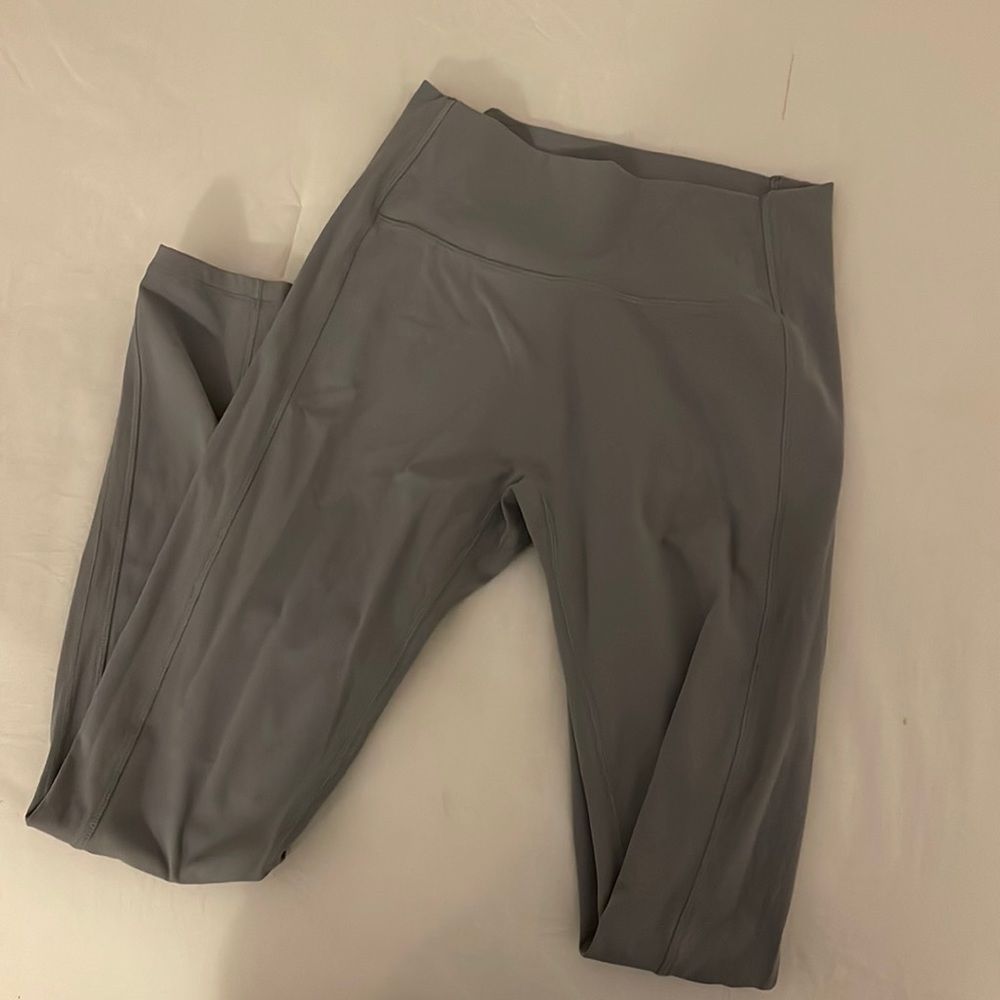 ALPHALETE LEGGINGS